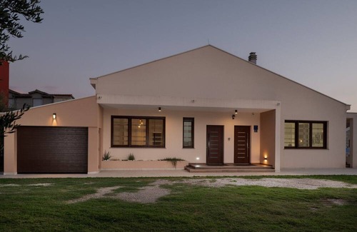 Kastel Stari Villa | Relax Villa Tanasia with a pool near Split
