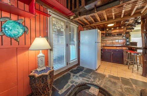 Nags Head House | K1216 Love Shack! 1 BR Beachside Oasis in Nags Head, NC! Pets Welcome!