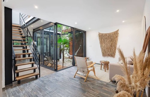 Ek Balam Village House | Cozy and Chic, Private Pool & 5 mins to beach
