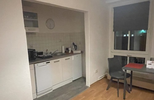 Pasewalk Apartment | Ferienwohnung Apartment in der Innenstadt von Pasewalk, Parkplatz vor der Tür