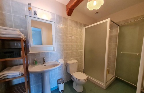 Cravant Bed & Breakfast | Guestroom Cravant, studio flat, 3 persons