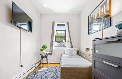 Harlem Apartment | Newly Listed Brownstone 2BR on Historic St
