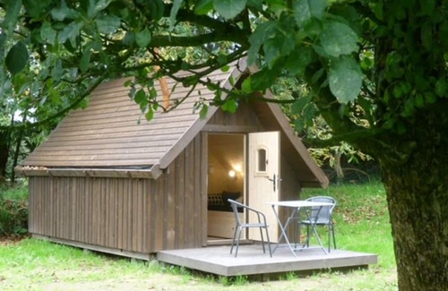Luthenay-Uxeloup Cabin | Vacances en famille en Bourgogne