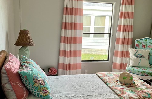 Barefoot Bay House | Barefoot Dream ~ sunbathers FISHING paradise !!🎣🏝️