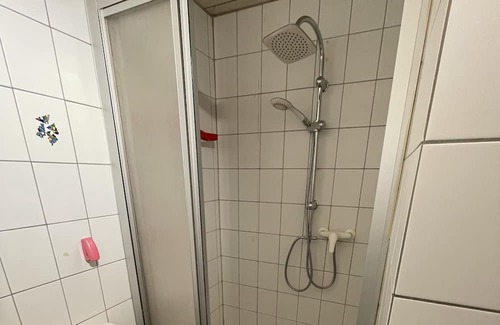 Gammertingen Apartment | Helle Einliegerwohnung mit Tollem Garten. 2-5 Minuten Fußweg zum Einkaufen
