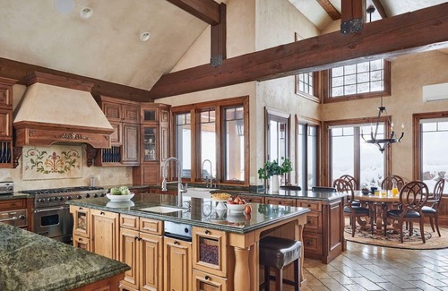 Snowmass Village House | Large Ski-in/Ski-out Snowmass Village Home