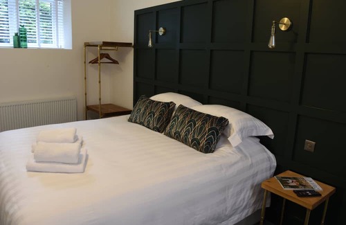 Worcester Hotel | The Hop Merchants House
