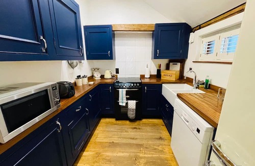 Brightlingsea Cottage | Stable Cottage at Lee Wick Farm Cottages