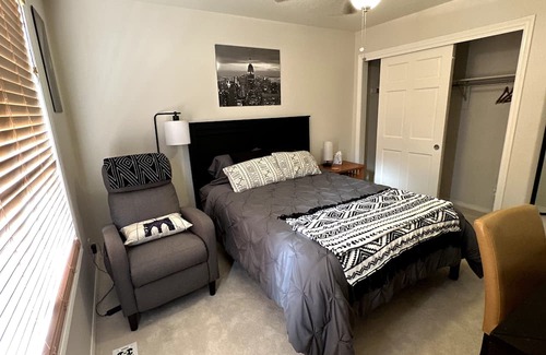 Fort Collins House | New York Room