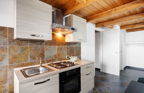 Fisciano Apartment | Apartment 'Parco San Lorenzo 3' with Balcony