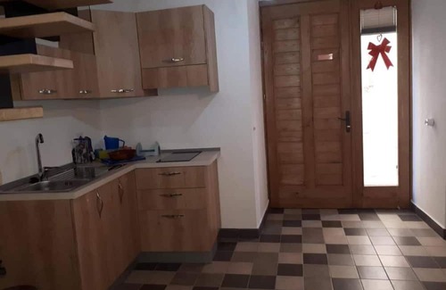 Belvedere Marittimo Apartment | Apartment 'Mary House' with Private Terrace and Air Conditioning