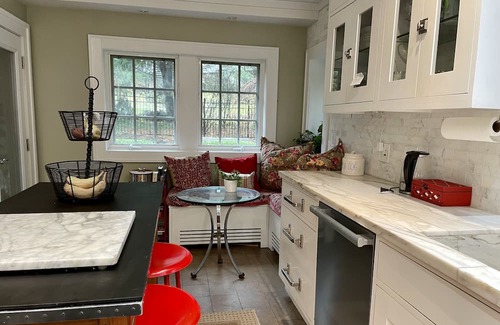 Putnam Valley House | Explore the Hudson Valley from this Country Retreat + Pool, Gym & Pets ok.