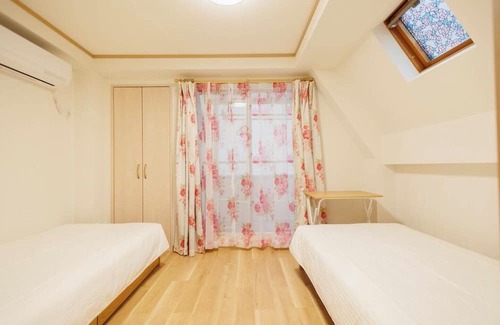 Iwamotocho House | HO1 - Hotaku House Akihabara HO1 / Chiyoda-ku Tokyo