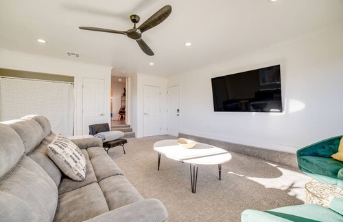 West University House | Modern Reno Home w/ Mountain View: Near Downtown!