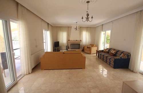 Karsiyaka Villa | Villa Murphy with private pool