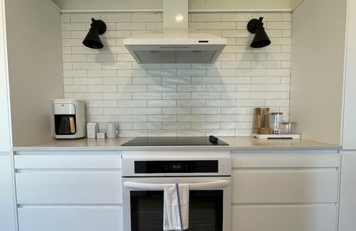 Lambton Shores Cottage | Beach House - Casita del Lago