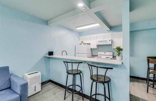 Port Aransas Apartment | Seaside Boutique Hotel 1 Bedroom Hotel Room