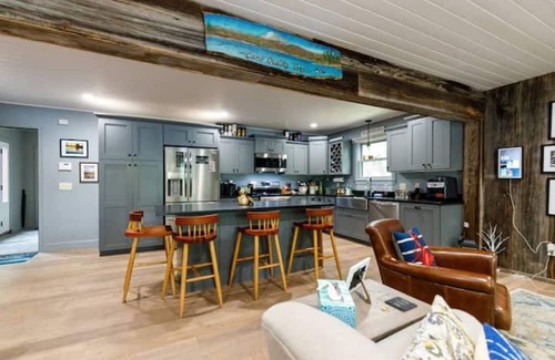 Dryden Cottage | Camp Quality Time on Wilson Lake 3-bedroom, hot tub