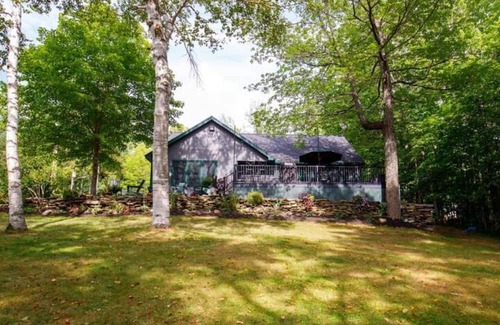 Dryden Cottage | Camp Quality Time on Wilson Lake 3-bedroom, hot tub
