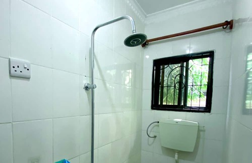 Mbezi Beach House | 2 bedroom cozy house for home makers