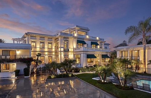 Coronado House | Always a Great Idea To Unwind! Beach Access, Heated Pool, Private Parking!