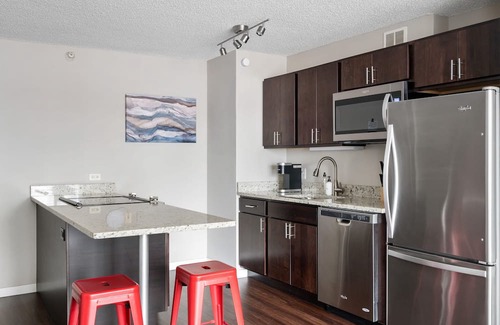 Near North Side Apartment | #1611 - Kasa Magnificent Mile Chicago