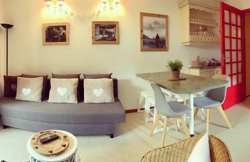 Valloire Apartment | Resort center, terrace, tv, ski locker, 45m², Valloire