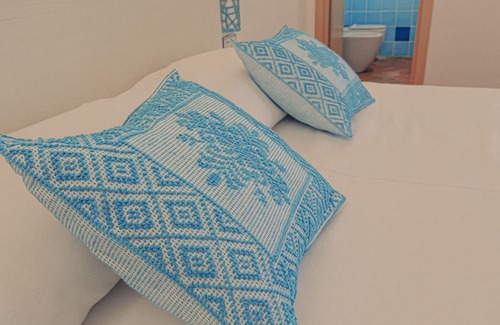 Orosei Bed & Breakfast | Hyacinth Room