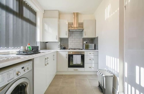 Blackburn House | Heart Of Blackburn: Modern Home