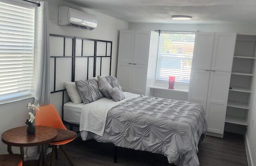 Hialeah Apartment | Charming apartment in amazing Hialeah