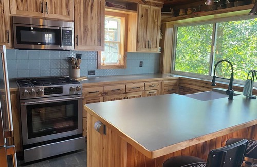Pine Brook Cabin | Enjoy this Wonderful cabin on Spec Lake!