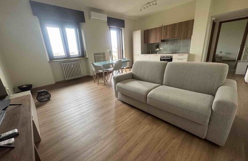 Stadera Apartment | Simona Home Milano: Bocconi, Naviglio, Duomo, Prada, IEO, IULM, Assago Forum,ICH