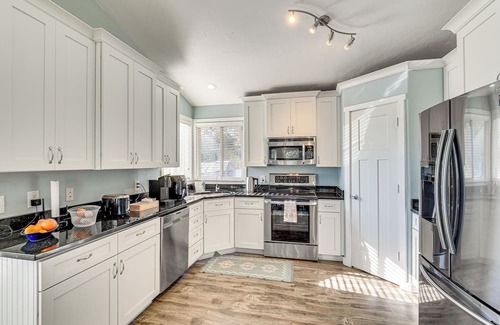 Herriman House | Family Home w/Fenced Yard Between Provo & SLC!