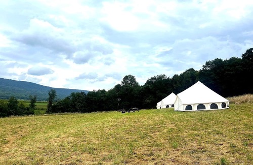 Mount Aetna RV Rental | Fredericksburg Pennsylvania Farm