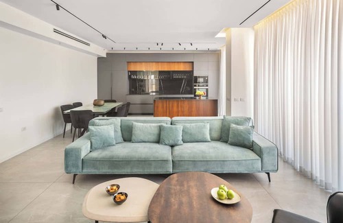 Nachlaot Condo | JTower - Presidential 3BR Parking with amazing view, city center