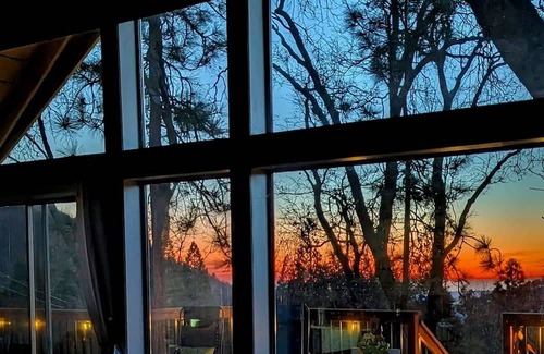 Cascadel Woods Cabin | 2 Br 2 Ba upstairs in cabin w/hot tub on 5.6 acre. Next to a Creek/near a lake