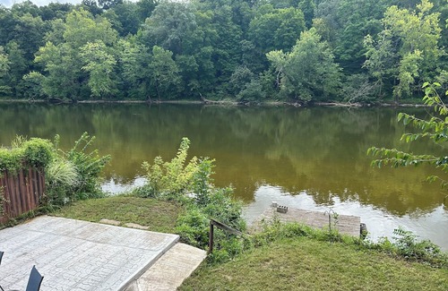 Rockfield House | Riverfront 3BR Retreat Sleeps 8 Peaceful Tippecanoe Getaway