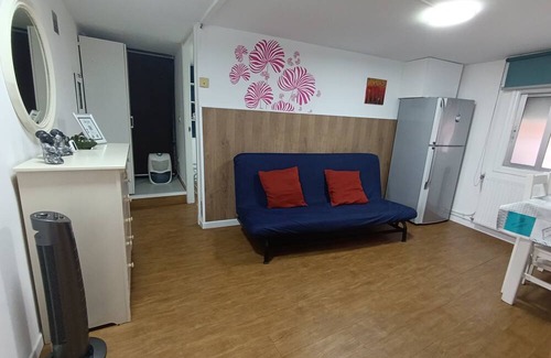 Teis Apartment | BAYAMO, IDEAL FOR PILGRIMS AND PILGRIMAGE ROUTES ON THE ROAD TO SANTIAGO