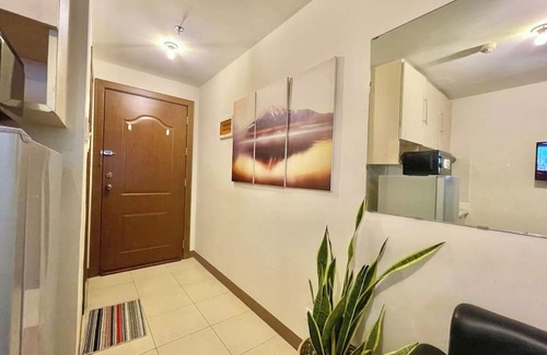 Pembo Condo | Budget-Friendly Condo Near BGC, Venice #rt34008