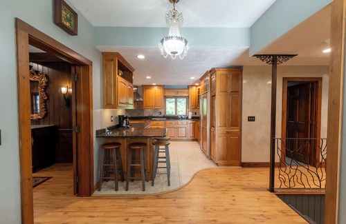 Graymont House | Trek & Relax: Countryside Home w/Hot tub+Water Views+Fishing+Grill+Campfire+