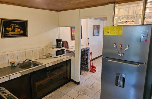 Agonia House | House w/Garage near the Stadium in Canoas, Alajuela Costa Rica