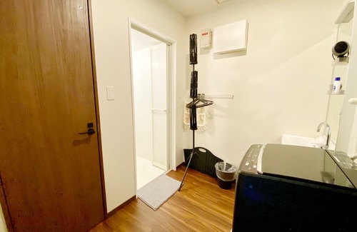 Imadomari Cottage | New Opren ] 16 min. drive to Jangria! 9 minutes drive to Churaumi! BBQOK ! Container house