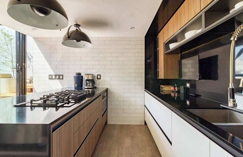 La Estancia House | Rooftop & Private Pool Property