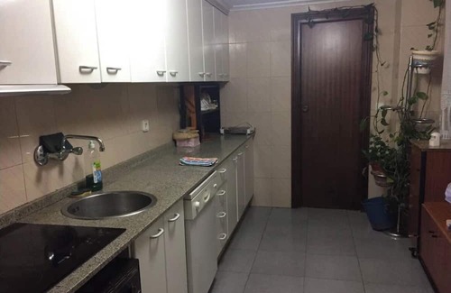 Campoamor Apartment | Ground floor with patio next to the Auditorium (ADDA)