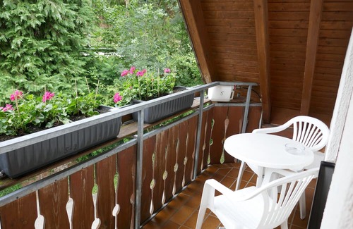 Brettental House | Apartment 'No. 5 Buchfink' with Shared Terrace, Shared Garden and Wi-Fi
