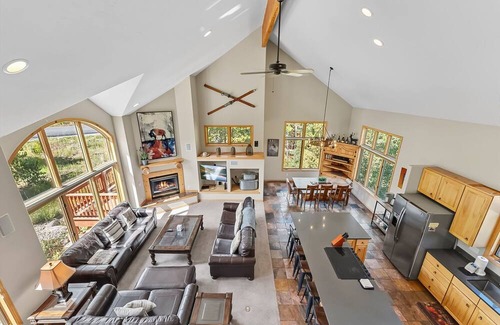 Three Peaks House | Modern Mountain Stay | Hot Tub, Fire Pit & Views