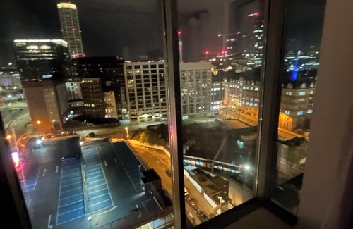 Theatreland Birmingham Apartment | 1 Bedroom Luxury Apartment, Birmingham City Centre
