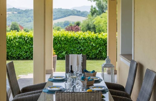 Acqualagna Villa | Villa Margot 9 - Five Bedroom Villa, Sleeps 9