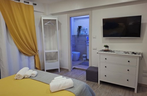 Roccalumera Bed & Breakfast | BREZZA MARINA A totally new facility with all the requirements.
