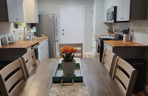 Wright House | Delightful 3-bedroom townhome in Emerald Coast ivo beaches, shops, and dining!